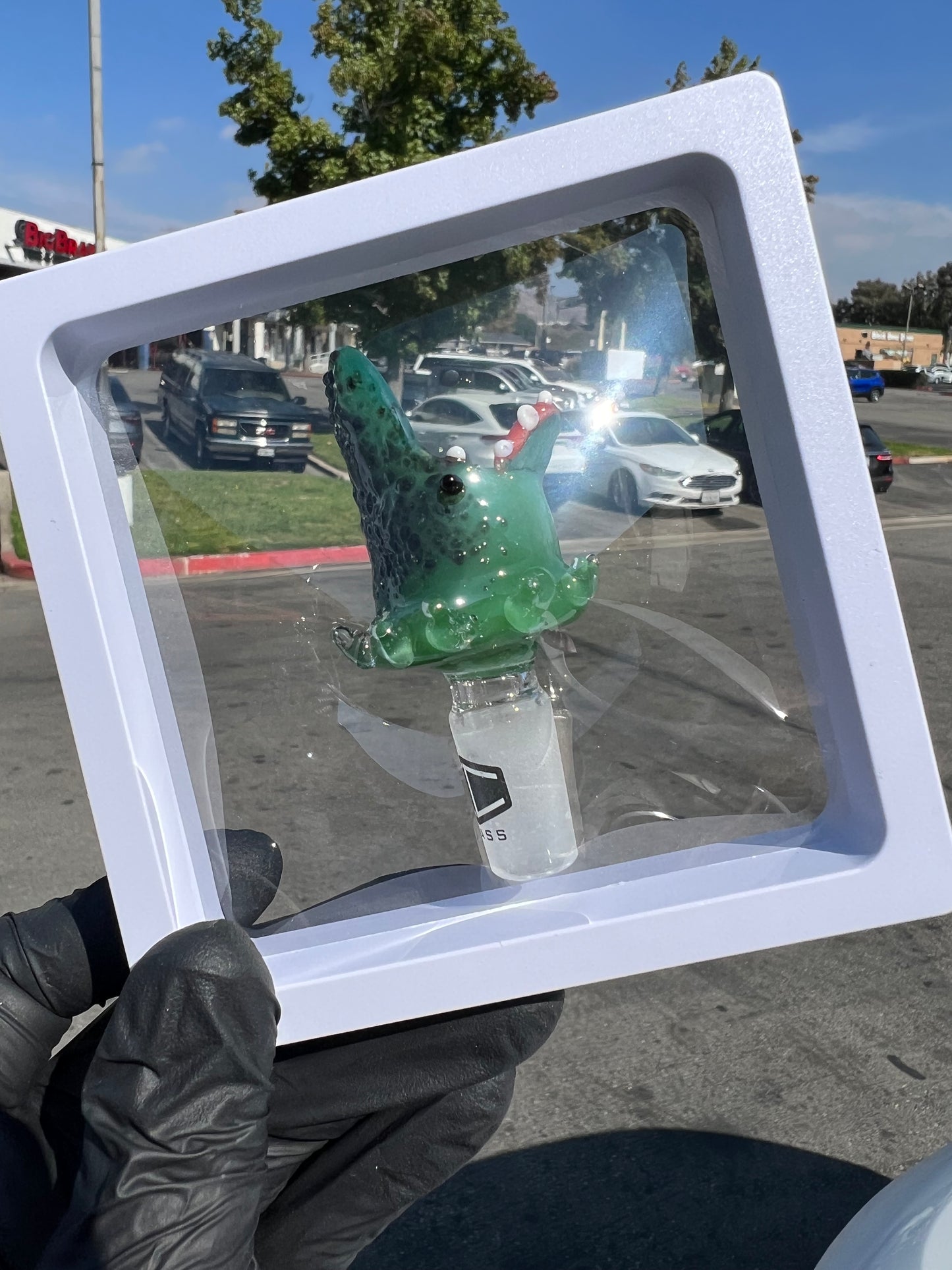 Ic Glass Shark Attack Bowl 14 mm
