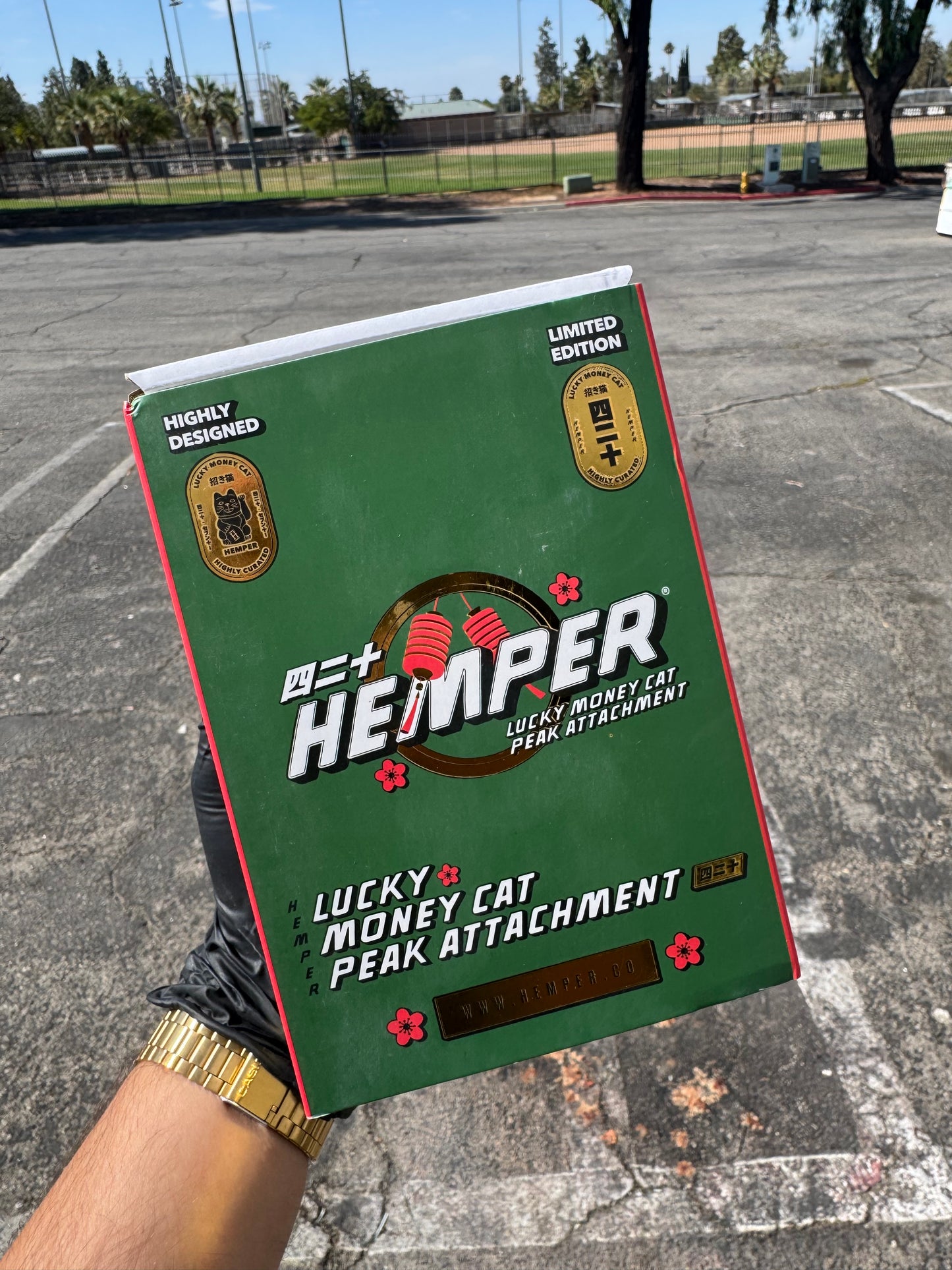 Hemper Lucky Money Cat Peak Attachment